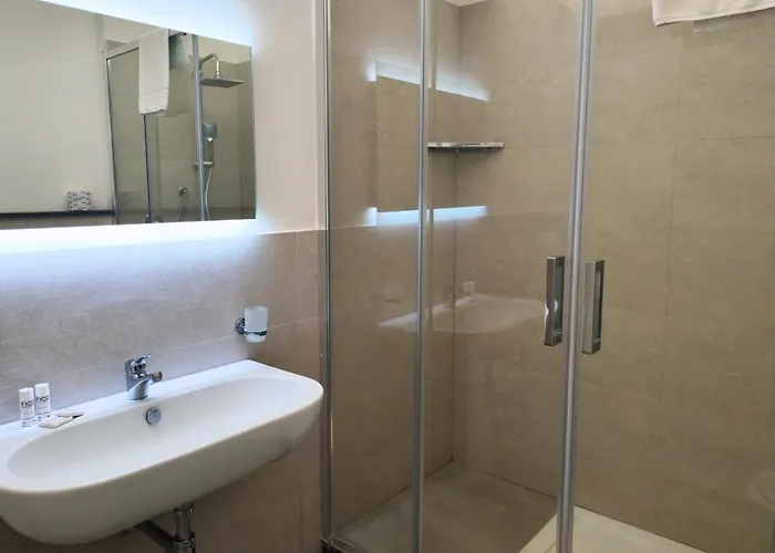 De Curtis Катания